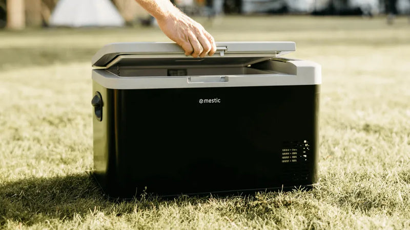 Mestic Cool Box Compressor Mcc-25 Ac/Dc Uk 1512520